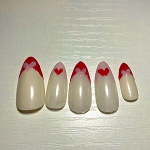 Sweetheart French Tips